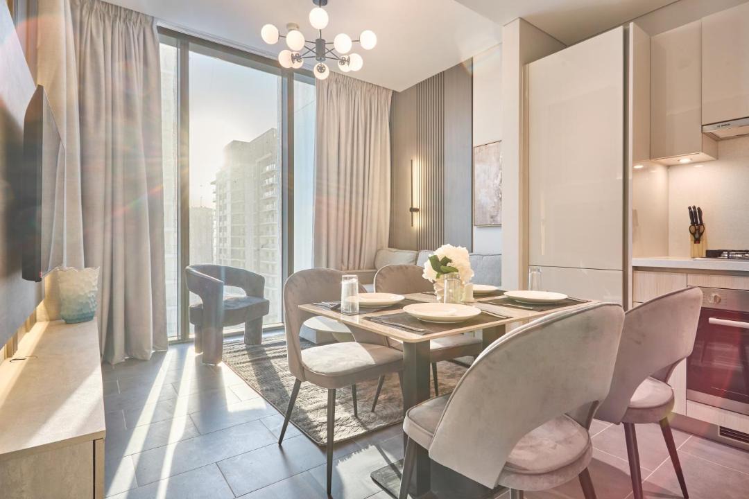 Nad Al Sheba Apartment | STAY BY LATINEM Luxury 1BR Holiday Home CC 3007 Near Burj Khalifa