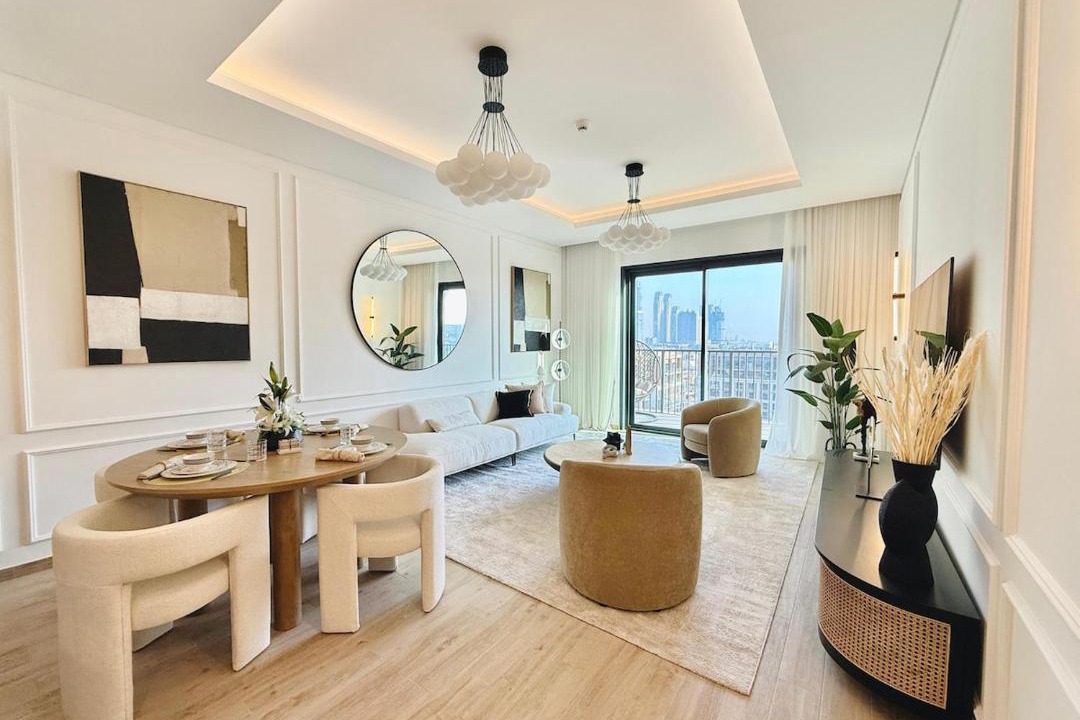 Al Wasl Apartment | Central Park Building, City Walk - 1BR Sophisticated Apartment