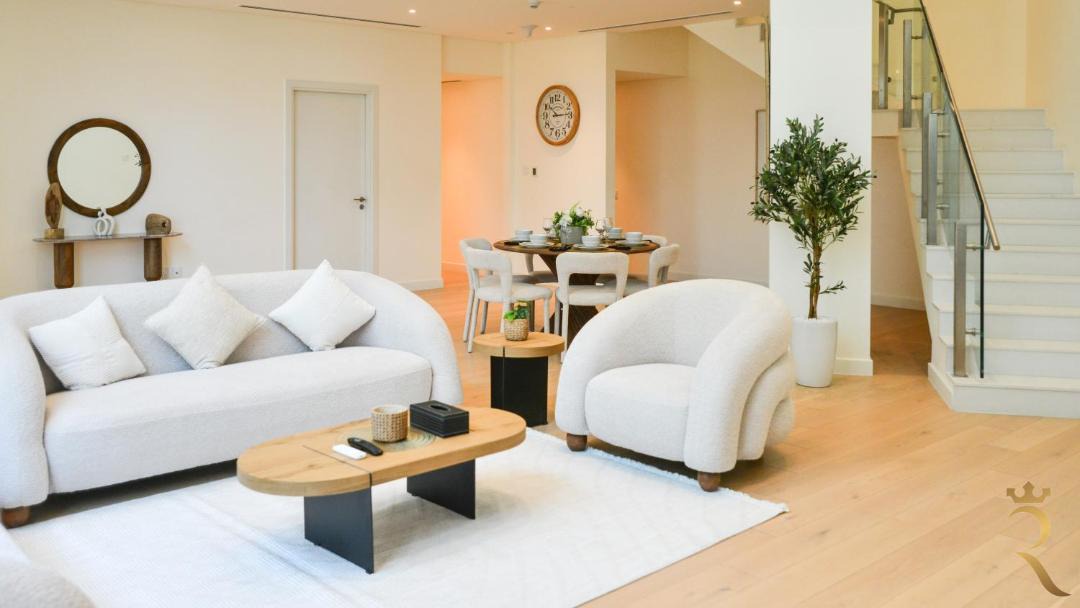Saadiyat Cultural District Apartment | Modern 3BR with Maids Room - Luxe Seaside Retreat