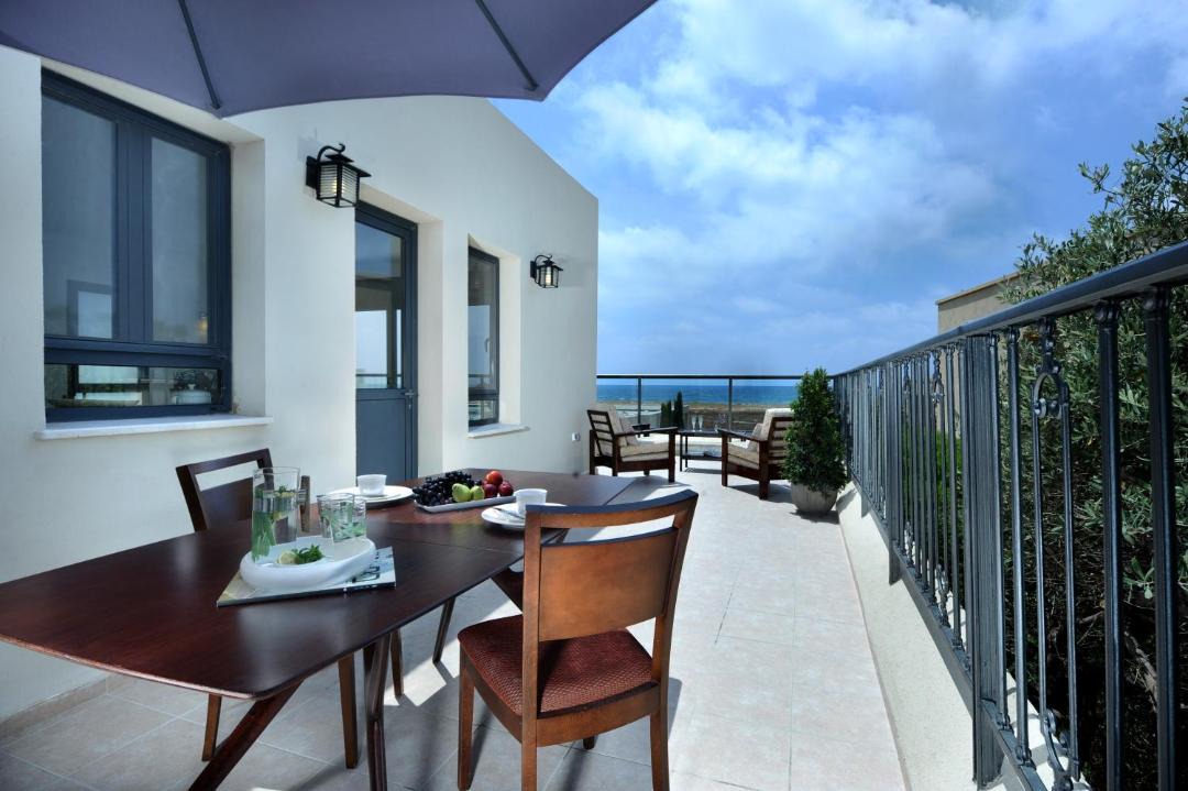 Shavei Zion Cabin | Yamim Suites On The Beach
