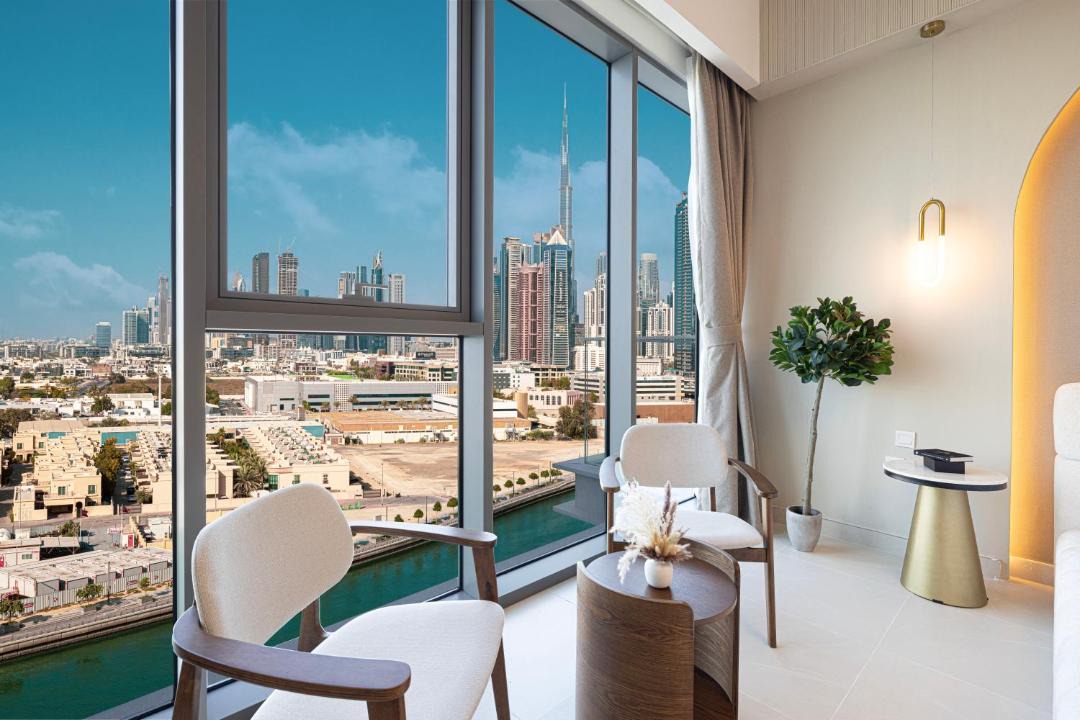 Jumeira 3 Apartment | Luxury Canal Front with Burj Khalifa Skyline View