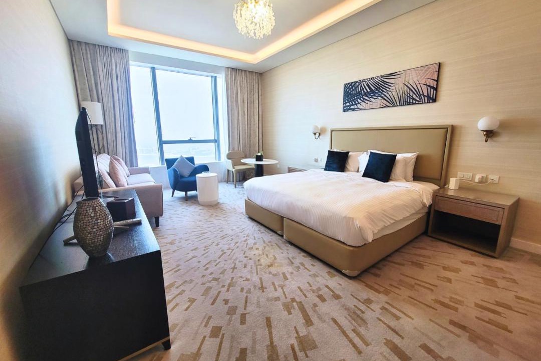 Palm Jumeirah Apartment | Blue Ocean Holiday Homes - The Palm Tower - Palm Jumeriah
