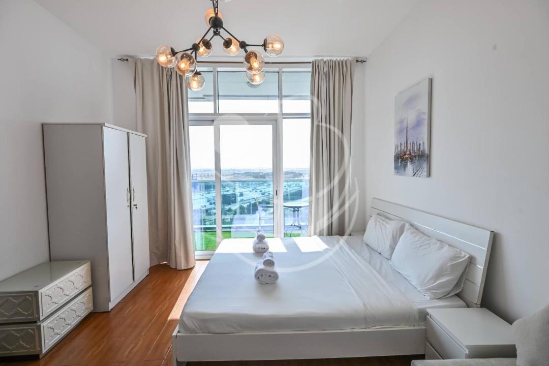 Jumeirah Village Triangle Apartment | Holiday Boulevard - Modern Studio in JVT w High-End Gym & Pool