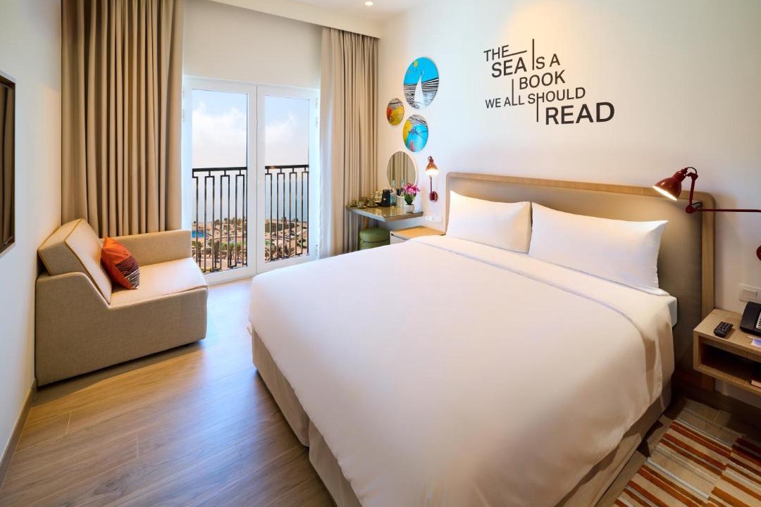 Ras Al Khaimah Hotel | Rove Al Marjan Island