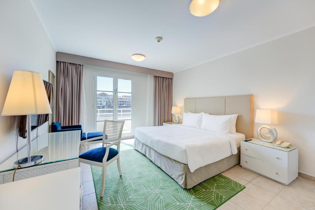 Dubai Investment Park Apartment | Millennium Lakeview Residences