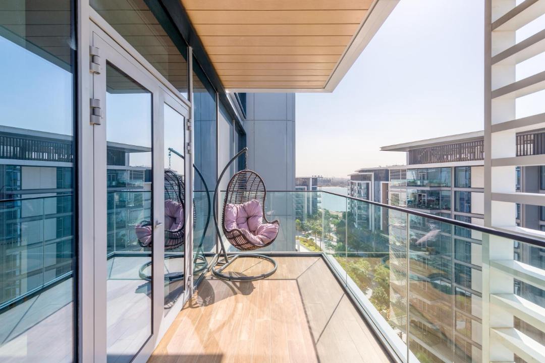 Dubai Apartment | Premium 2+1 BR condo in the heart of Bluewaters Island