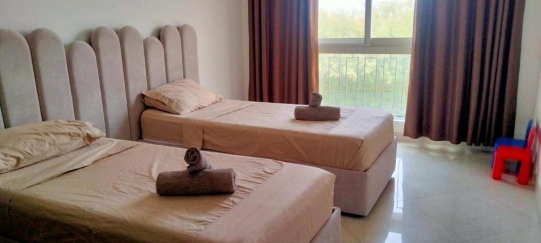Al Hamra Village Villa | Spacious, Cozy Villa with Pool Access