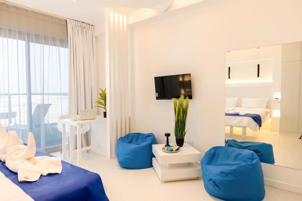 Ras Al Khaimah Apartment | Marjan Island - Studio Open Sea View