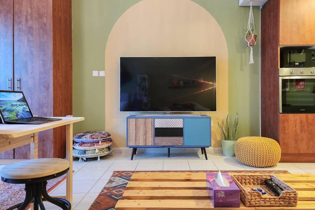 Jumeirah Lake Towers Apartment | Rustic Elegance By The Lake Studio Cabin In Jlt