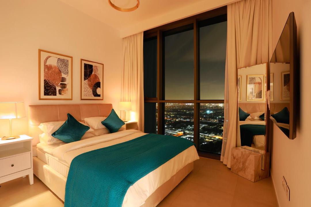 Bur Dubai Apartment | Elegant Apartment with Direct access to Dubai Mall
