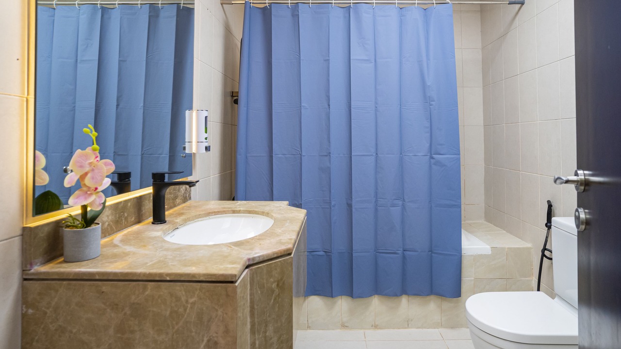 Photo of Bathroom in Jumeirah Lake Towers
