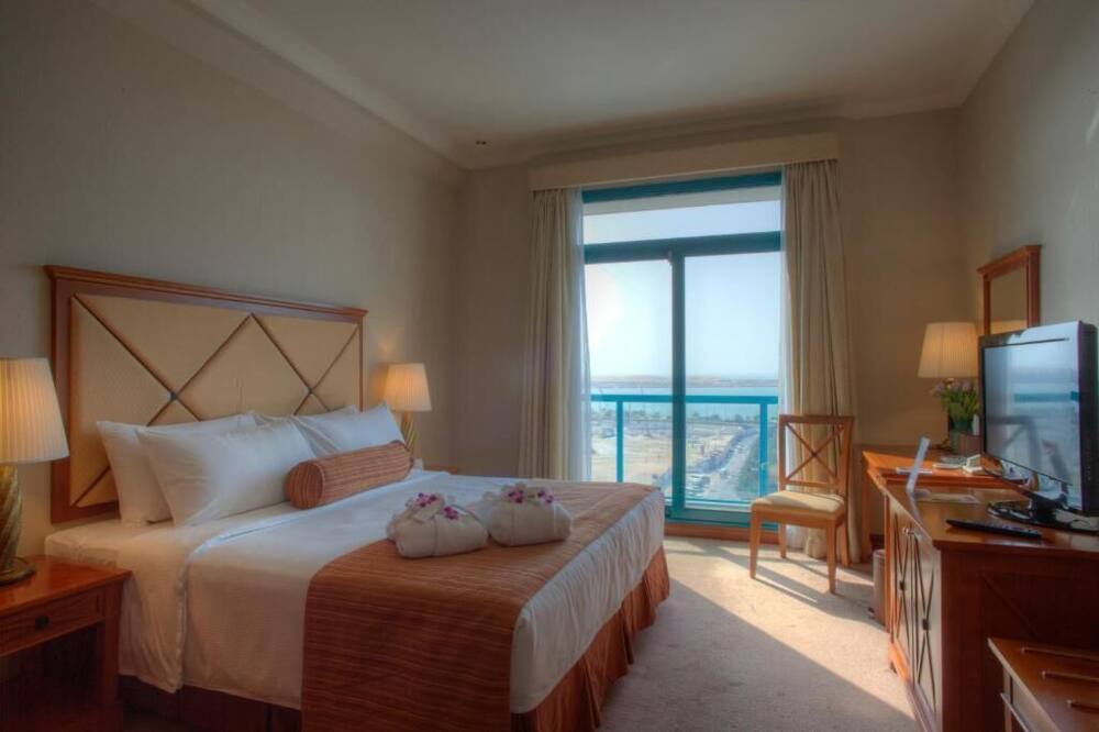 Photo of Bedroom in Al Zahiyah