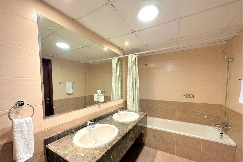 Photo of Bathroom in Mina Al Arab