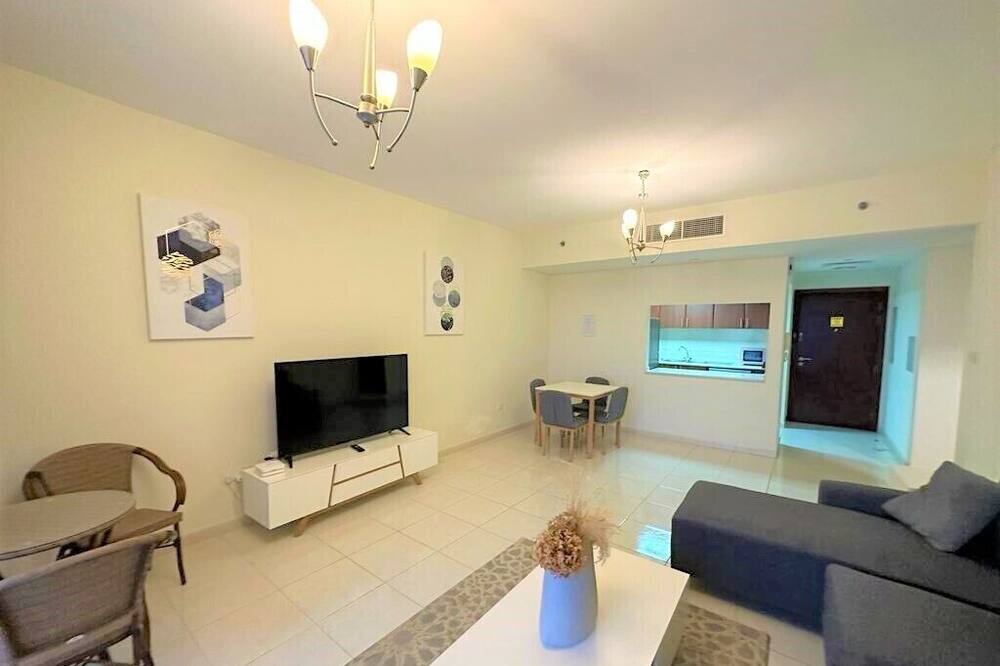 Photo of Livingroom in Mina Al Arab