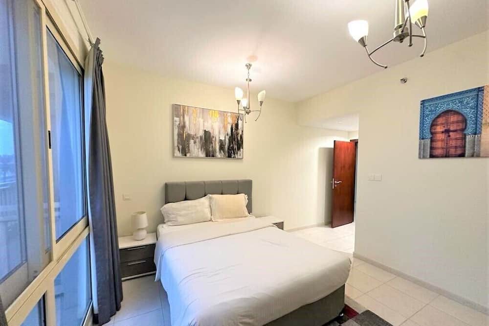 Photo of Bedroom in Mina Al Arab