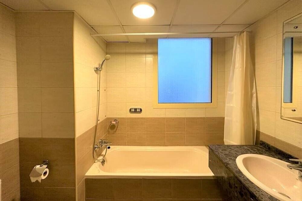 Photo of Bathroom in Mina Al Arab