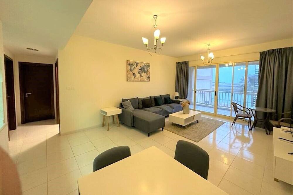 Photo of Livingroom in Mina Al Arab
