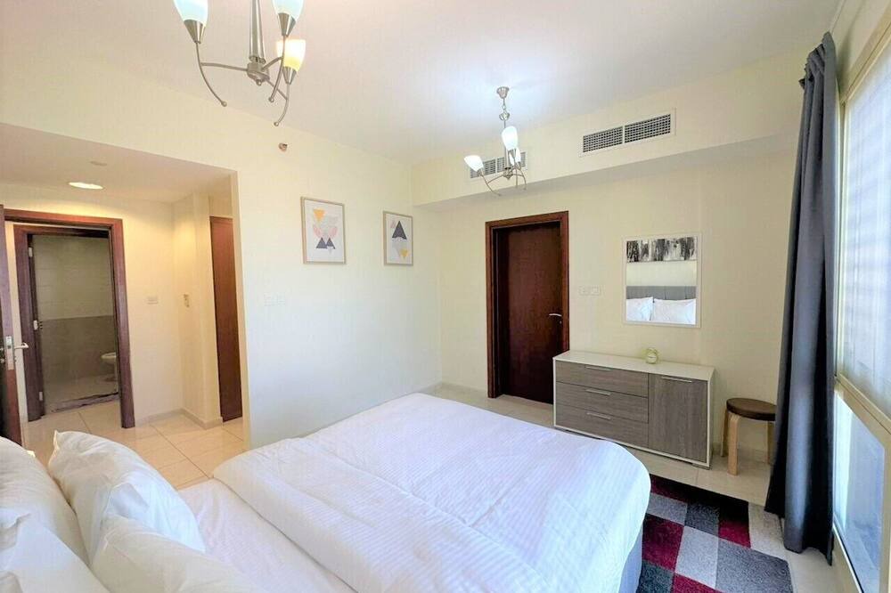 Photo of Bedroom in Mina Al Arab