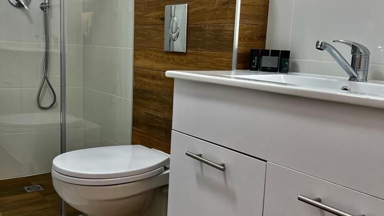 Photo of Bathroom in Old City