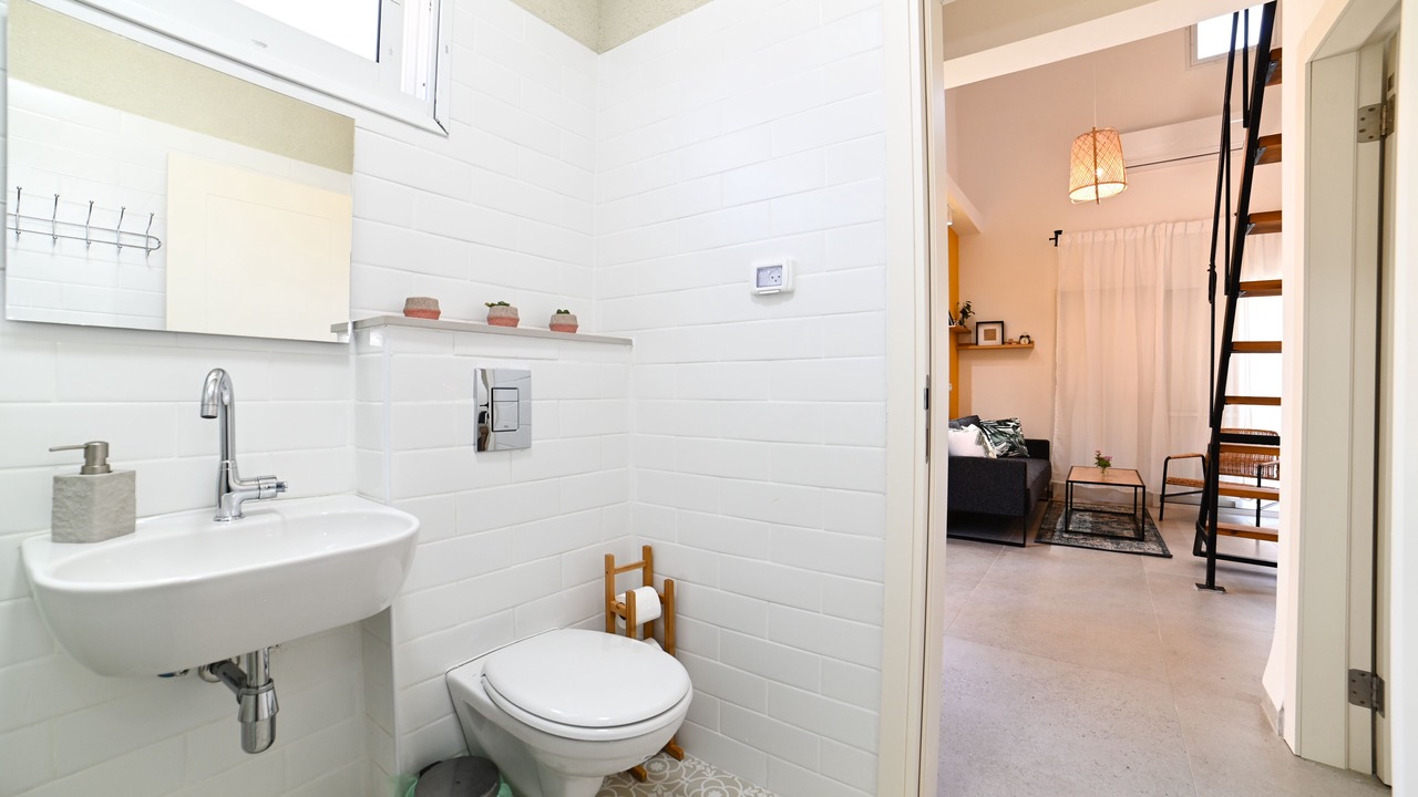Photo of Bathroom in Emek Izrael