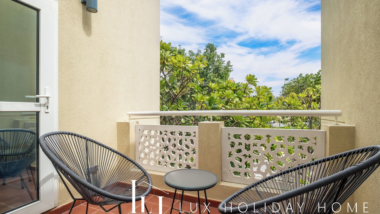 Photo of Patio Balcony in Emirates Hills