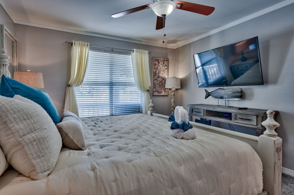 Photo of Bedroom in Clipper Cove