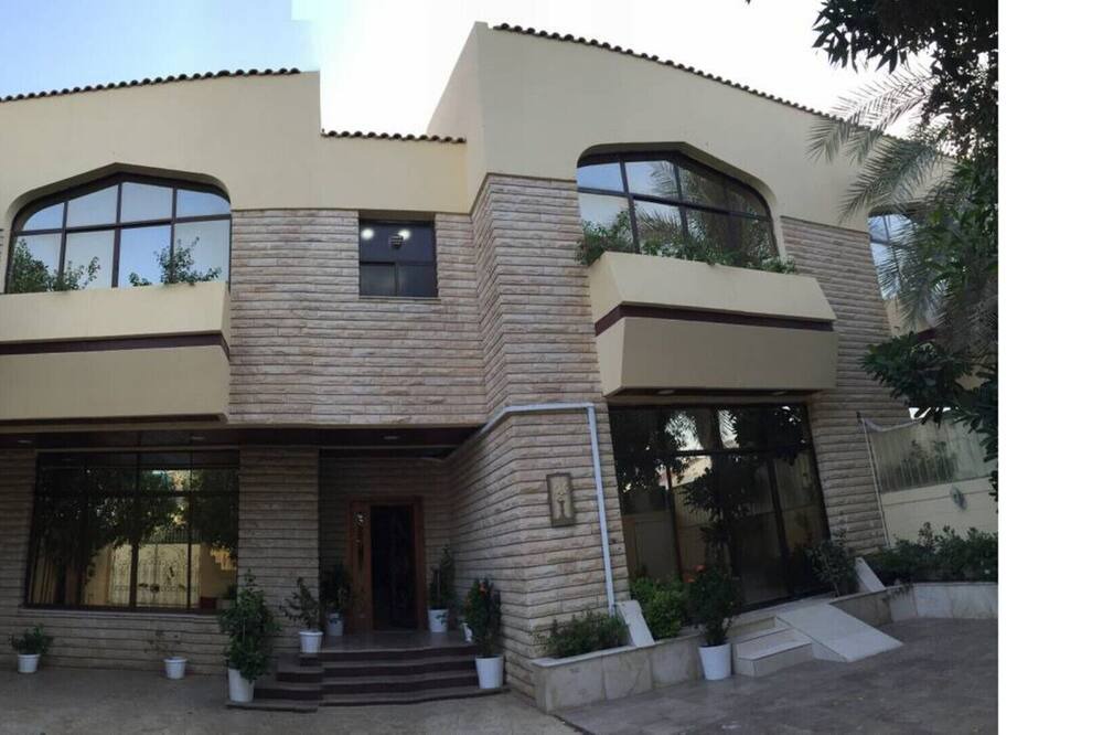 Photo of Outdoor in Abu Dhabi