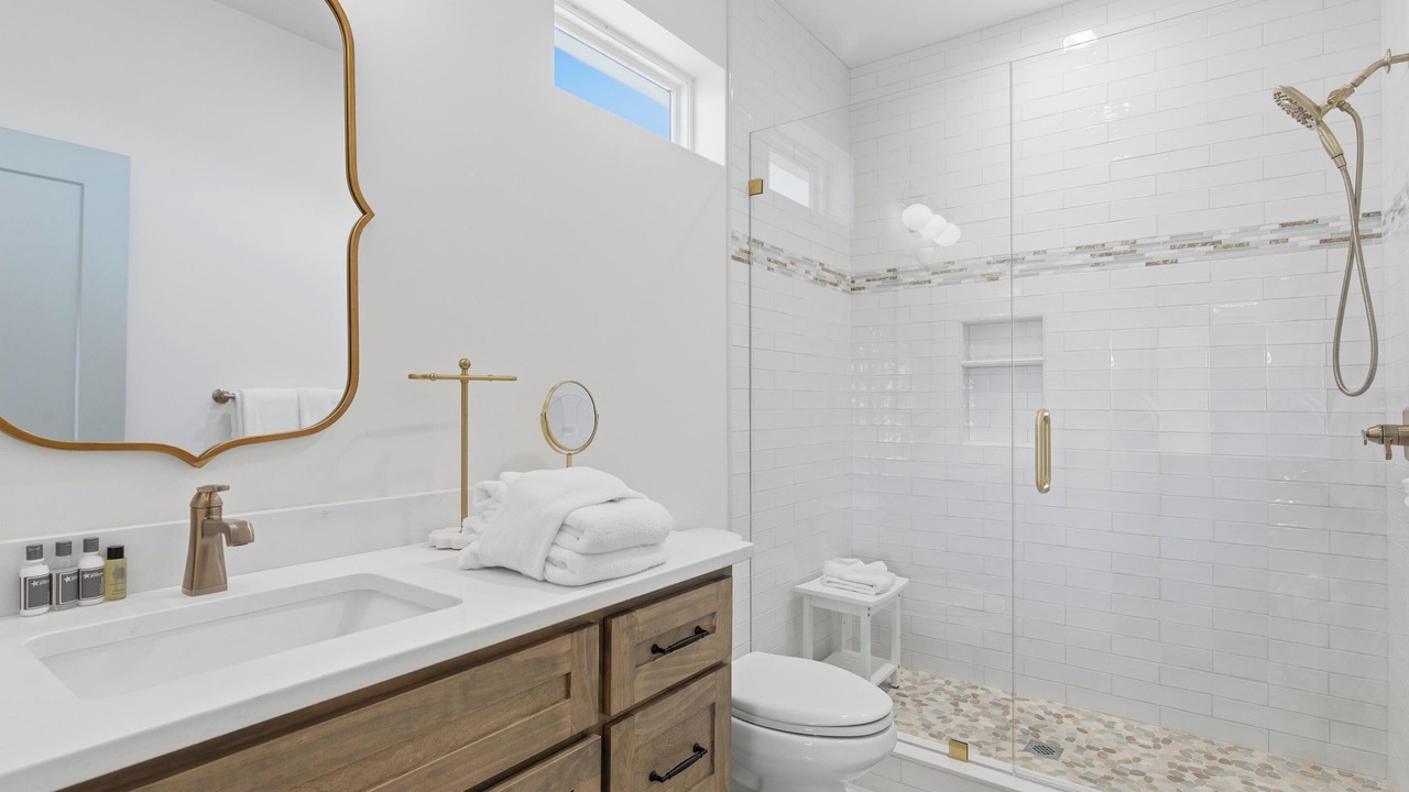 Photo of Bathroom in East End
