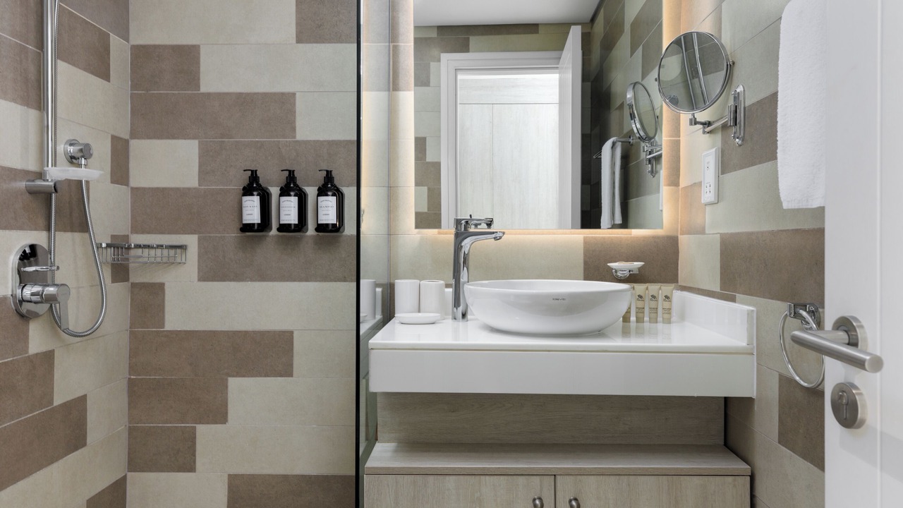 Photo of Bathroom in Palm Jumeirah