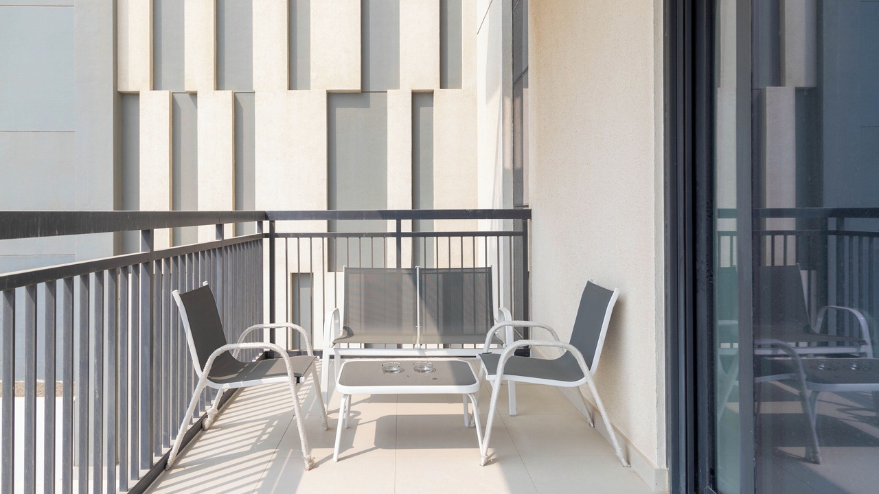 Photo of Patio Balcony in Al Raha Beach