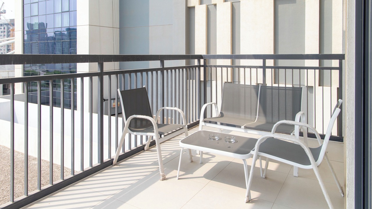 Photo of Patio Balcony in Al Raha Beach