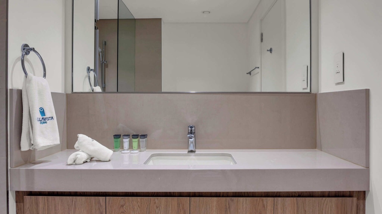 Photo of Bathroom in Za'abeel 2