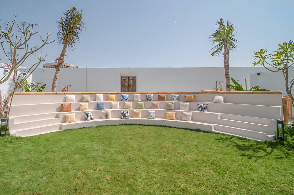 Photo of Others in Al Barsha 1