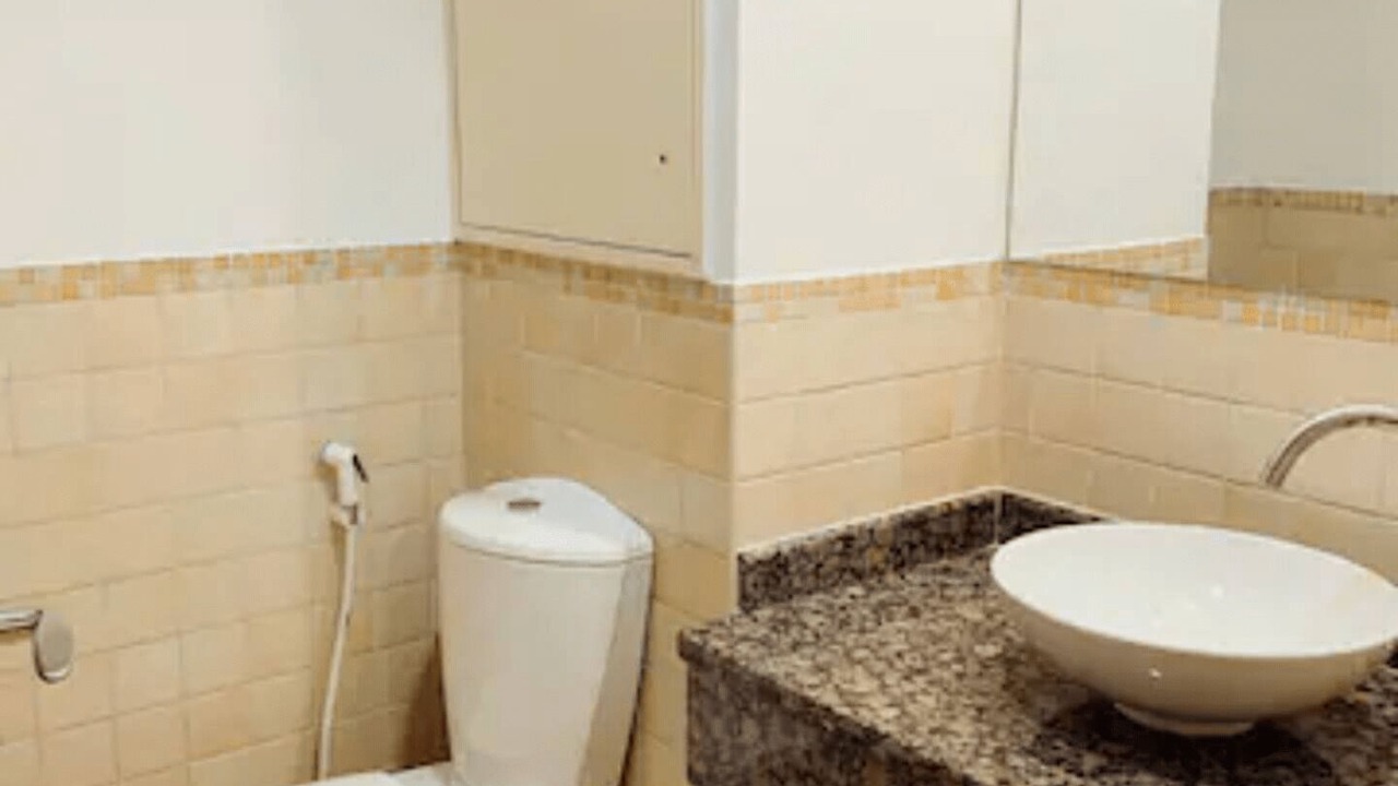 Photo of Bathroom in Discovery Gardens
