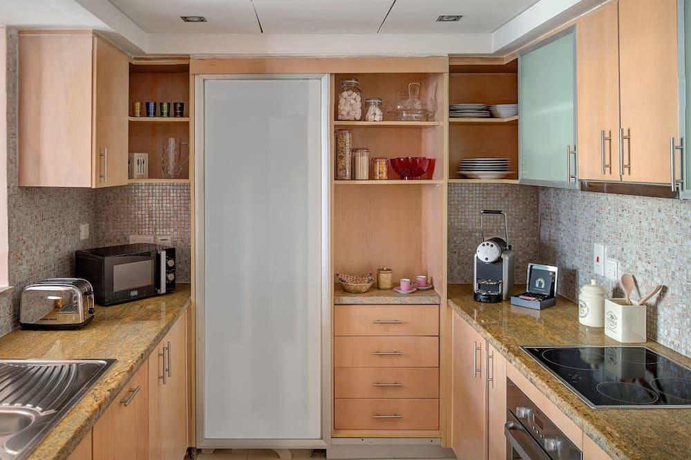 Photo of Kitchen in Al Sufouh 2