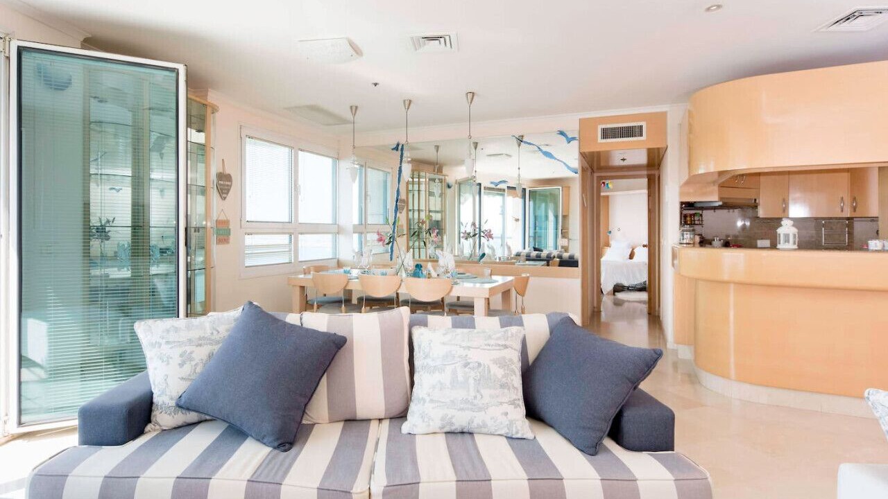 Photo of Livingroom in Kerem HaTeimanim