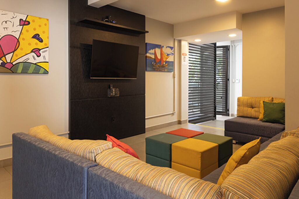 Photo of Livingroom in Conjunto California I