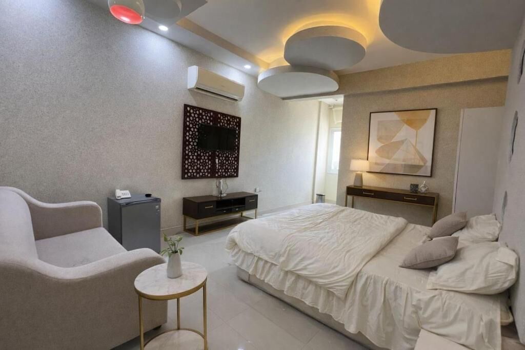 Photo of Bedroom in Al Maabilah