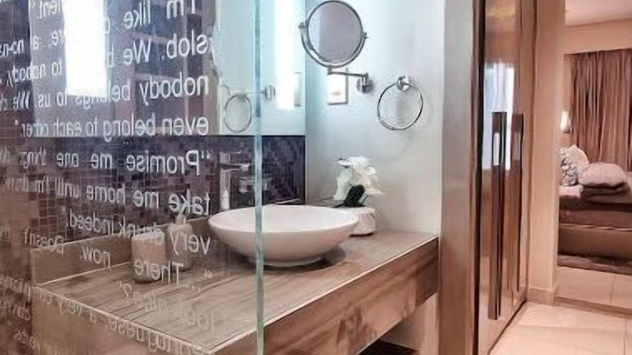 Photo of Bathroom in Downtown Dubai