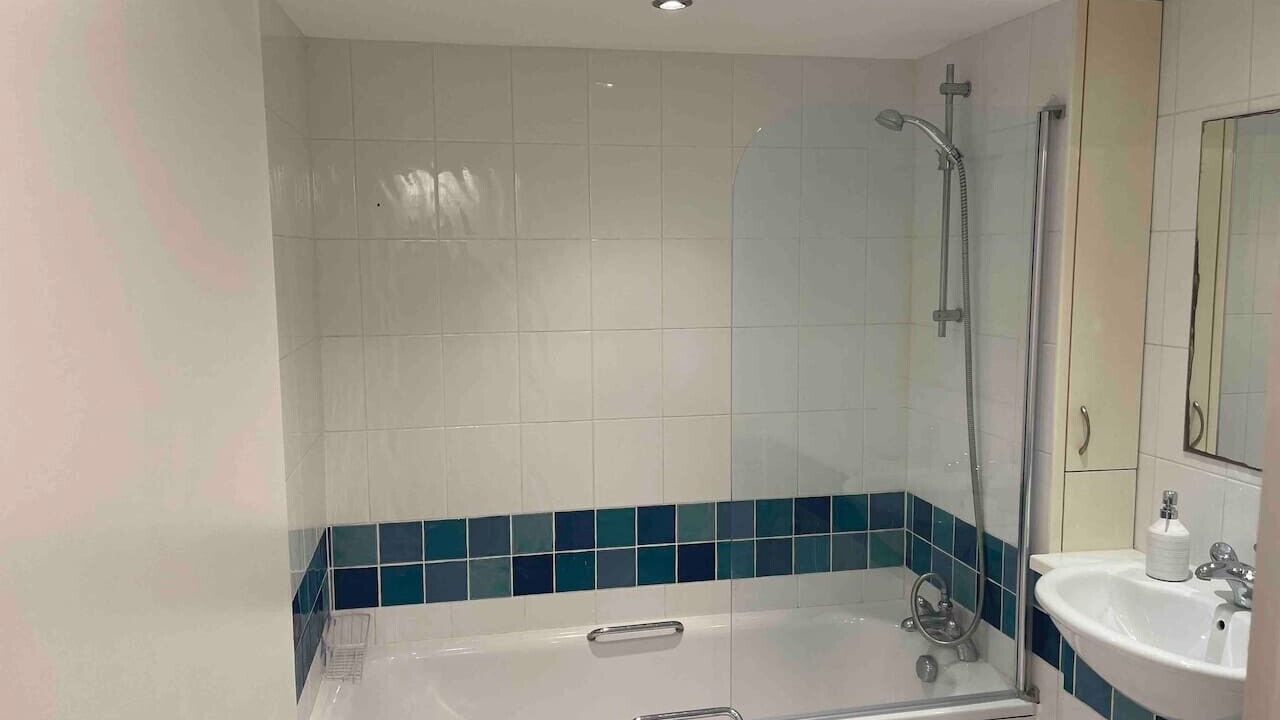 Photo of Bathroom in Tower Hill