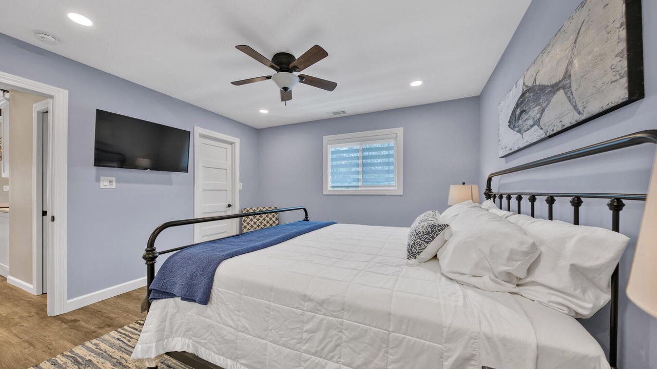Photo of Bathroom in Gulfview Heights