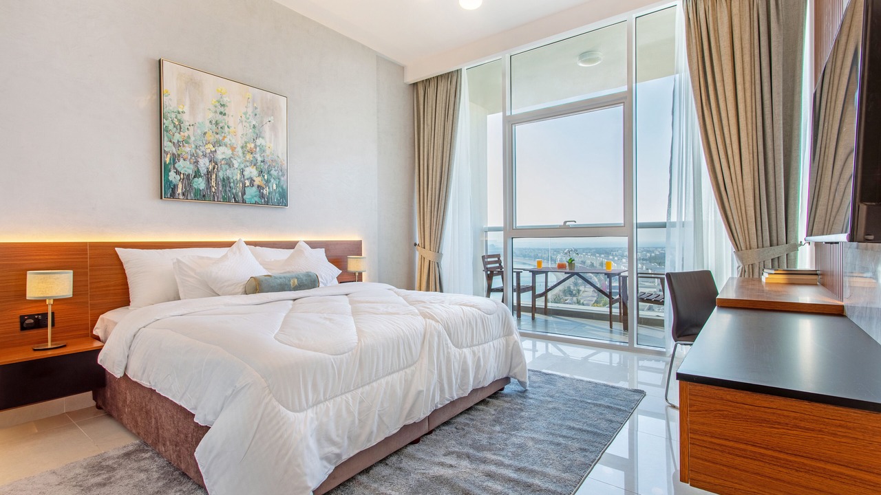 Photo of Bedroom in Mina Al Arab