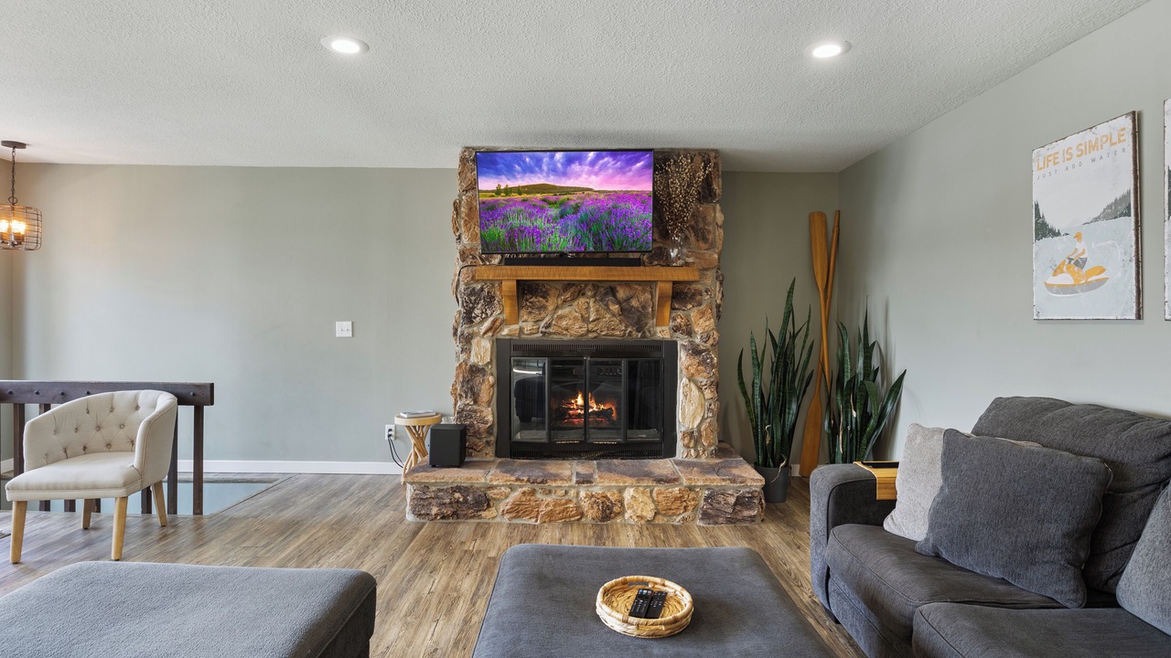 Photo of Livingroom in Sunrise Beach