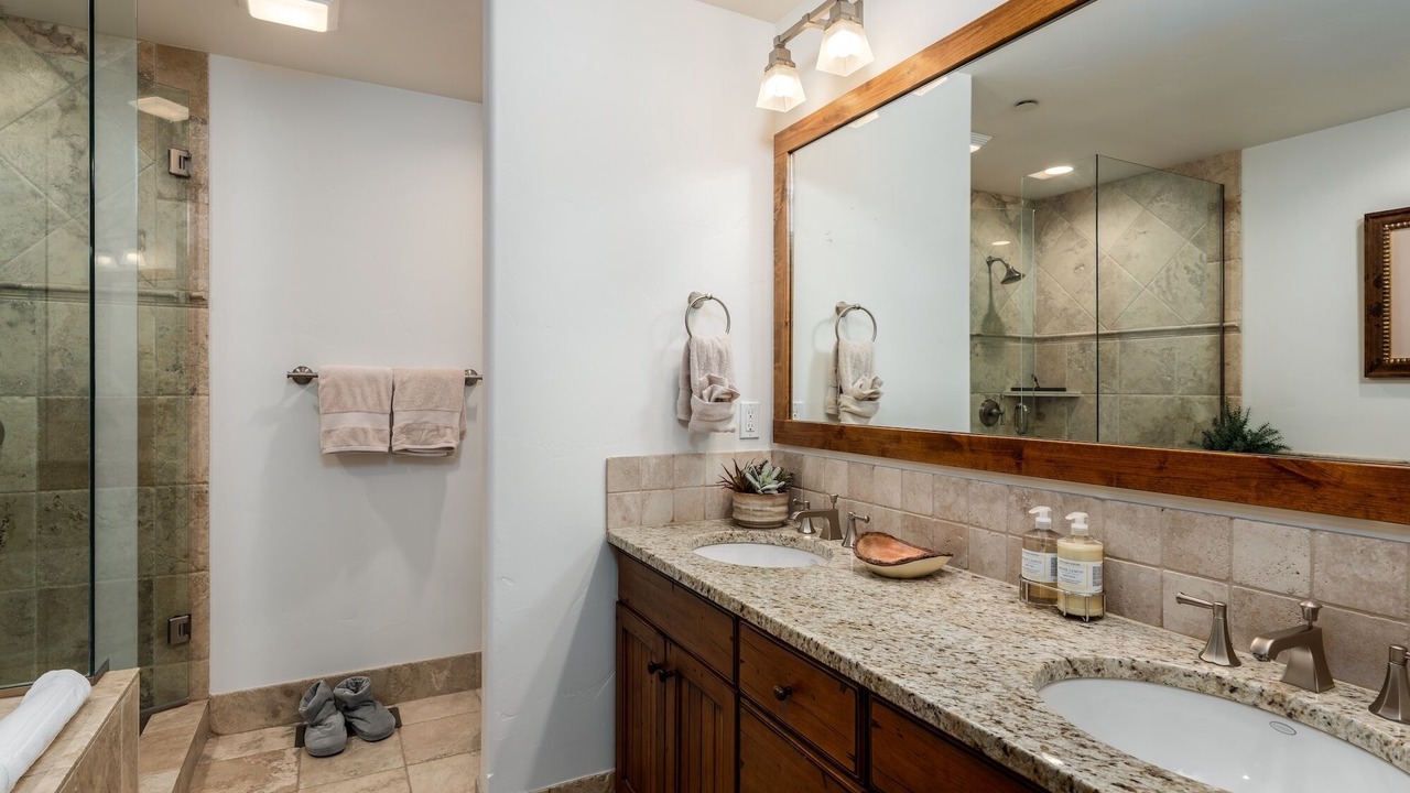 Photo of Bathroom in Spanish Peaks