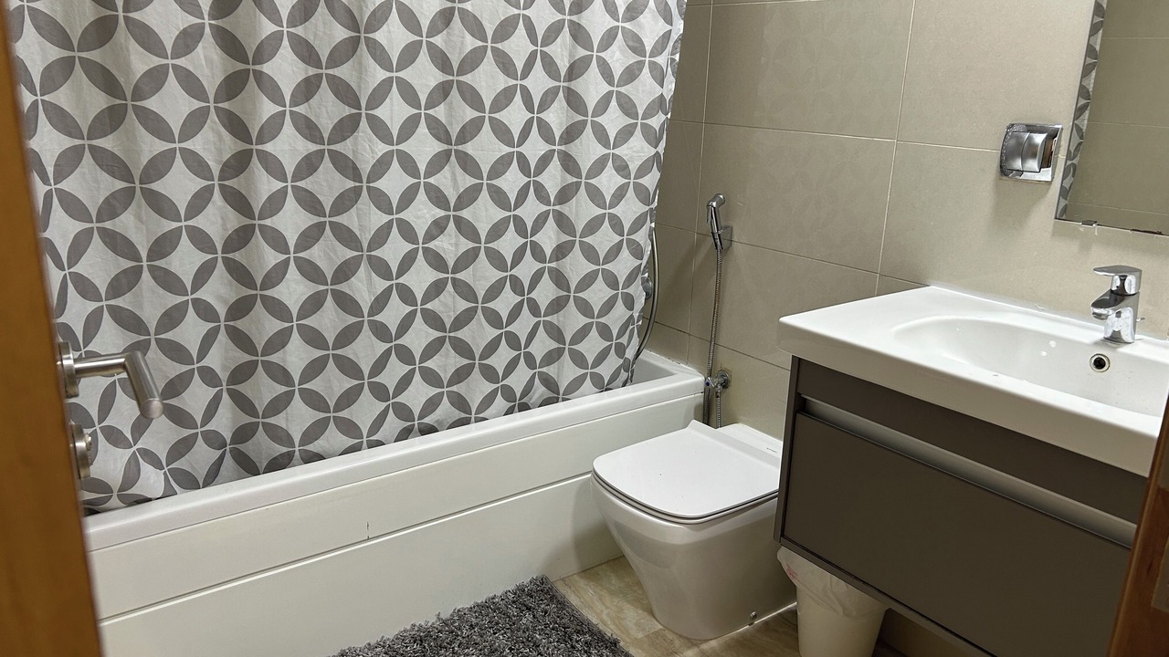 Photo of Bathroom in Jumeira 1