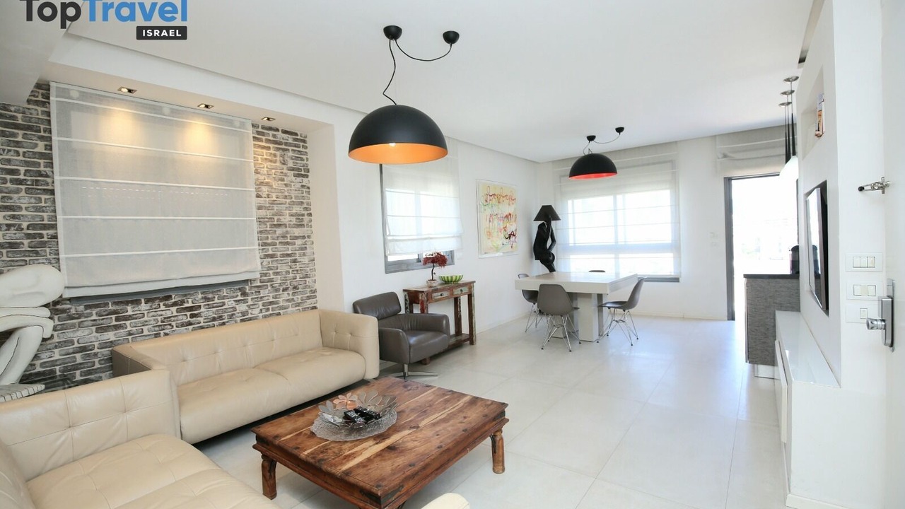 Photo of Livingroom in Kerem HaTeimanim