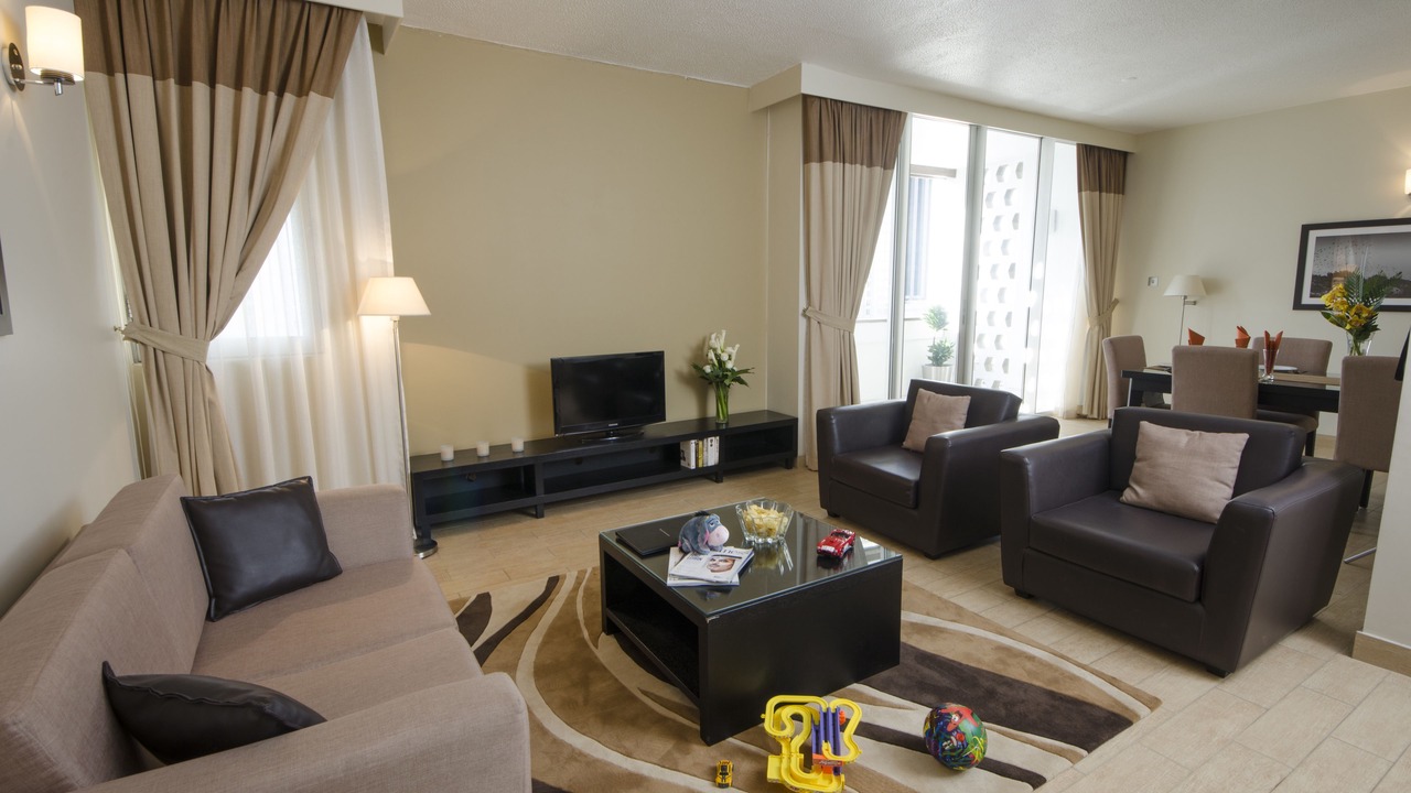 Photo of Livingroom in Trade Center