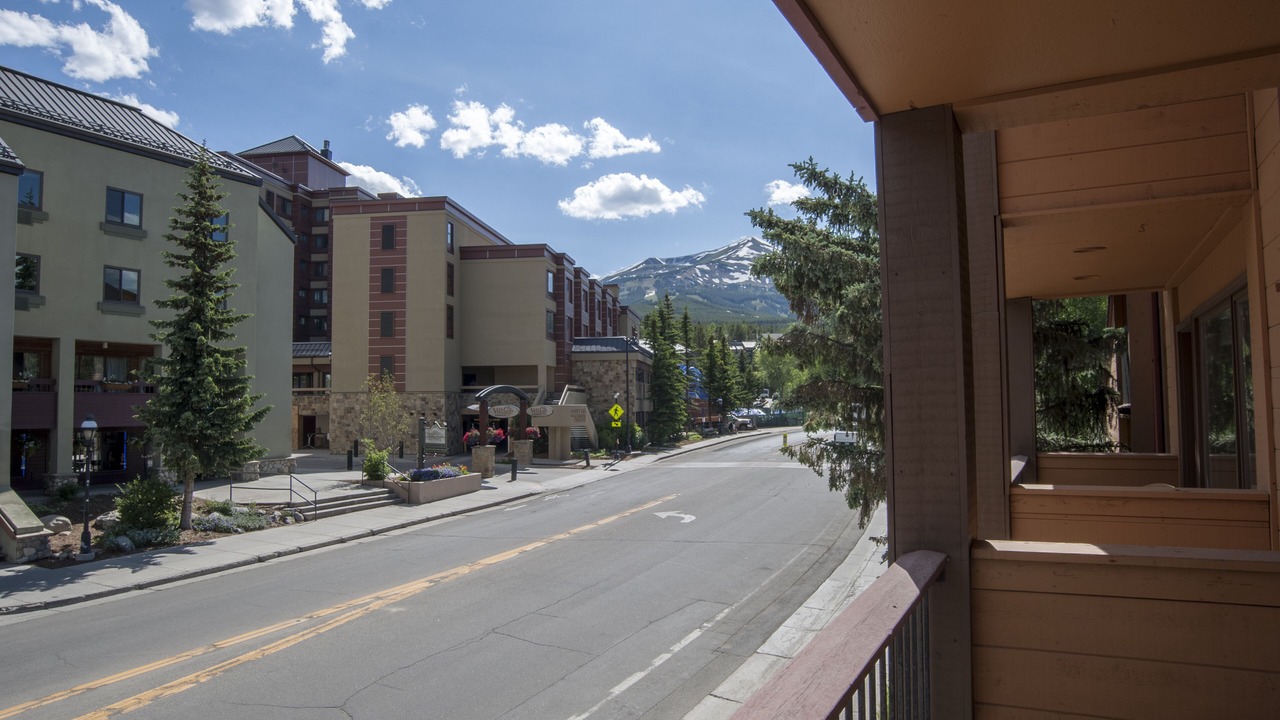 Photo of Patio Balcony in Historic District