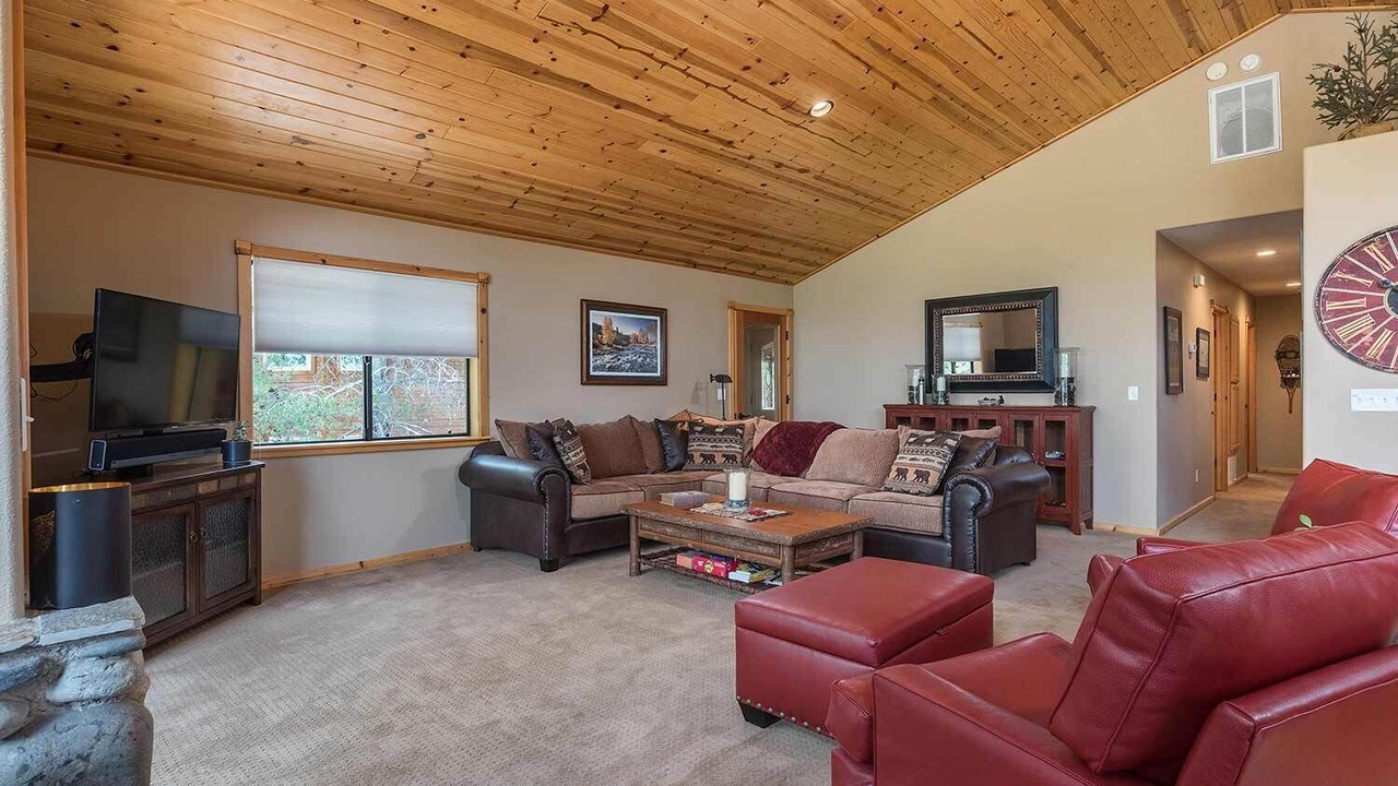 Photo of Livingroom in Truckee