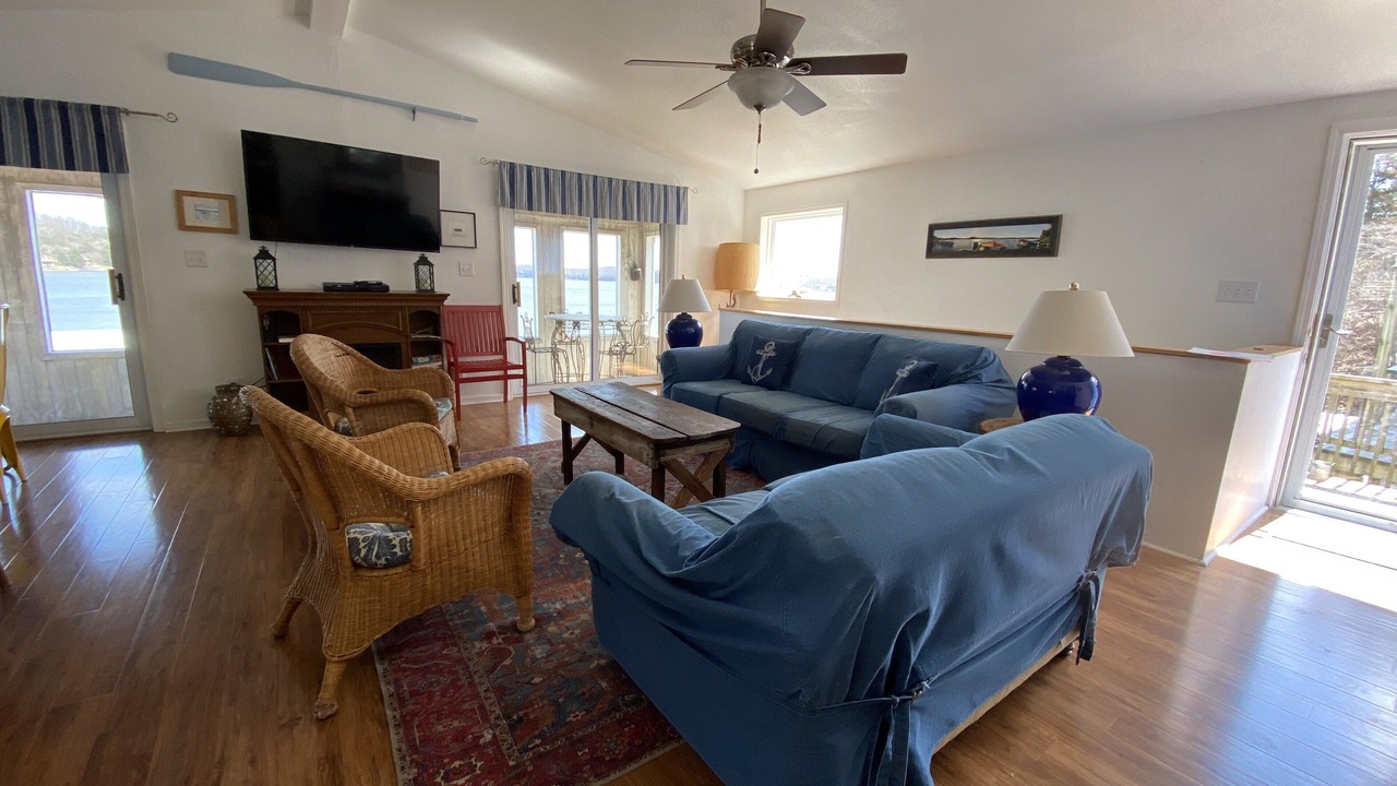 Photo of Livingroom in Gravois Mills